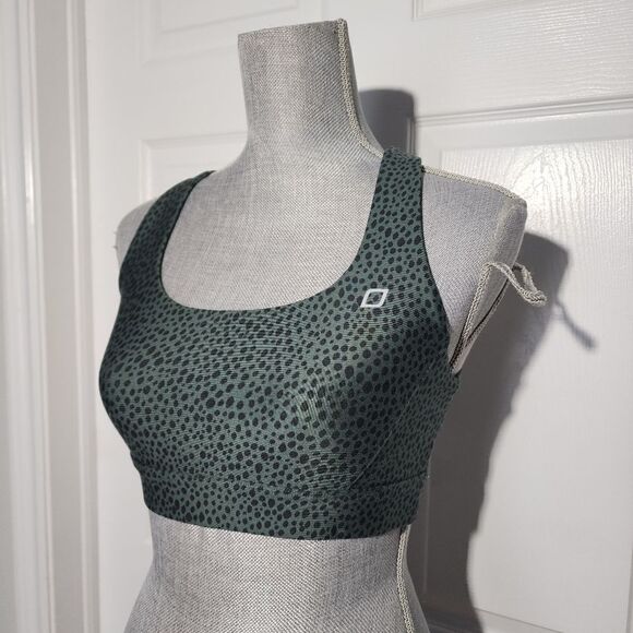 LORNA JANE bra - Picture 2 of 3